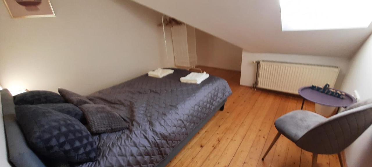 Hi-Bp Garden City Batsanyi Apartment 3 Rooms, Apartment Upstairs Near The City Train With Free Parking Budapest Extérieur photo