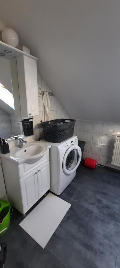 Hi-Bp Garden City Batsanyi Apartment 3 Rooms, Apartment Upstairs Near The City Train With Free Parking Budapest Extérieur photo