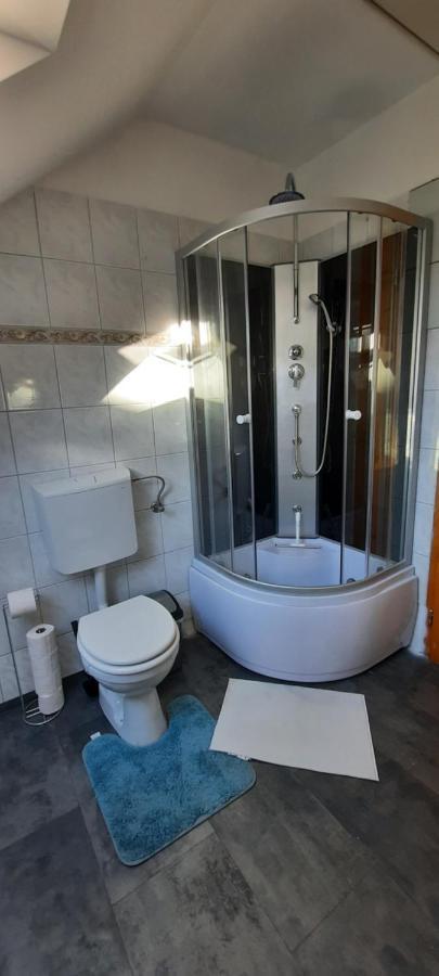 Hi-Bp Garden City Batsanyi Apartment 3 Rooms, Apartment Upstairs Near The City Train With Free Parking Budapest Extérieur photo