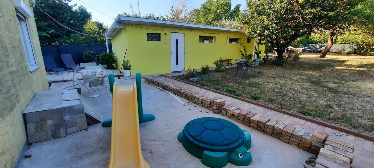 Hi-Bp Garden City Batsanyi Apartment 3 Rooms, Apartment Upstairs Near The City Train With Free Parking Budapest Extérieur photo