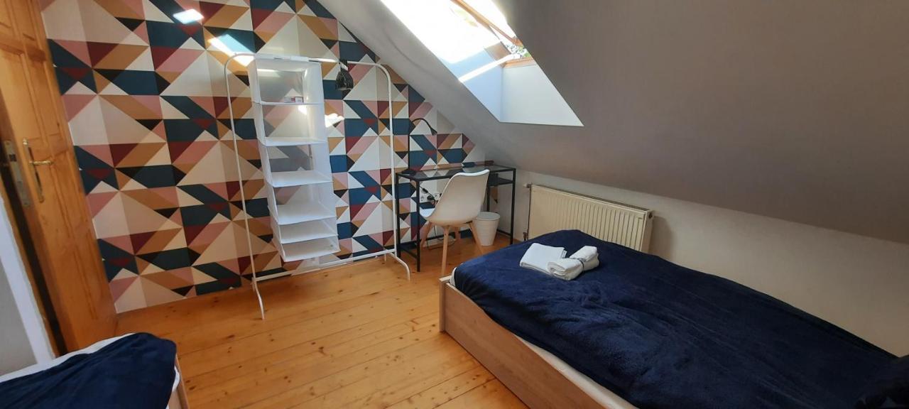 Hi-Bp Garden City Batsanyi Apartment 3 Rooms, Apartment Upstairs Near The City Train With Free Parking Budapest Extérieur photo