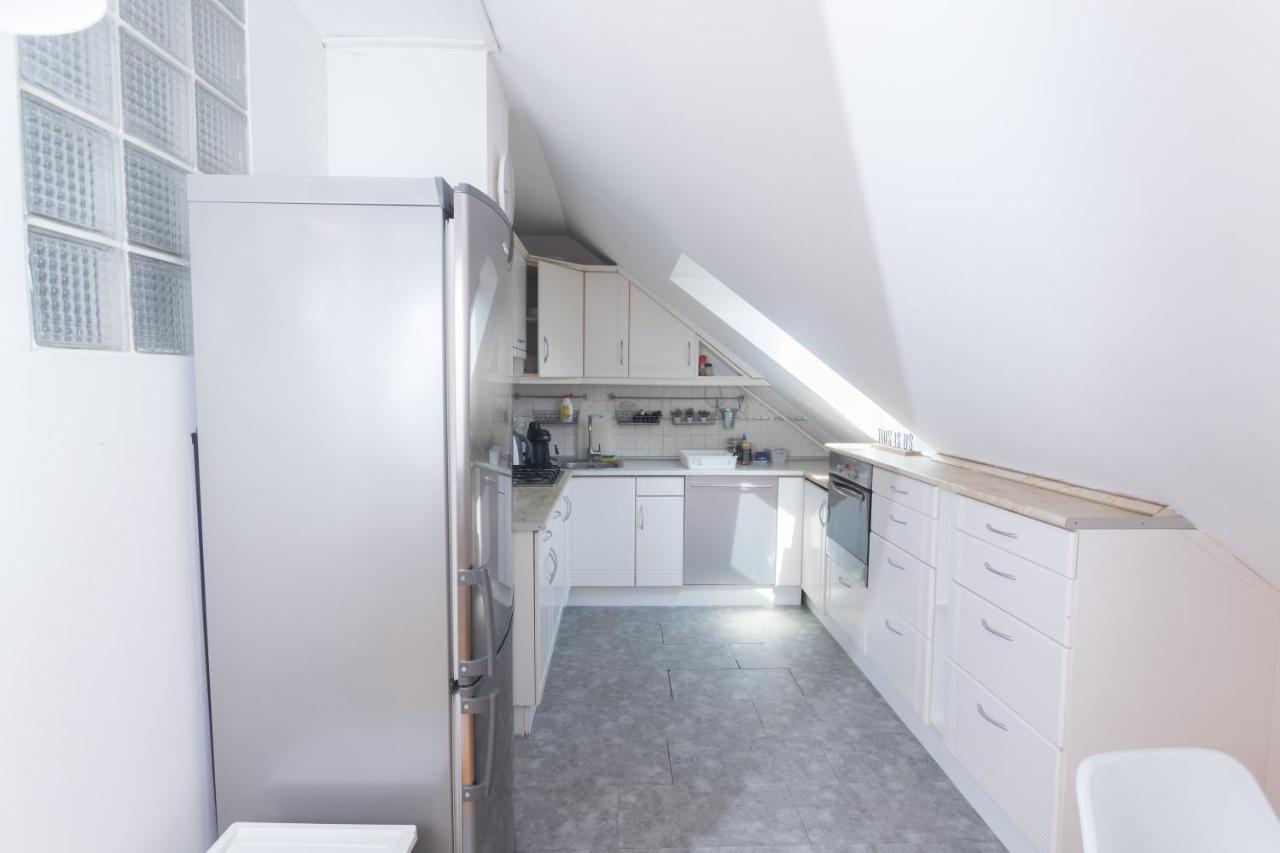 Hi-Bp Garden City Batsanyi Apartment 3 Rooms, Apartment Upstairs Near The City Train With Free Parking Budapest Extérieur photo
