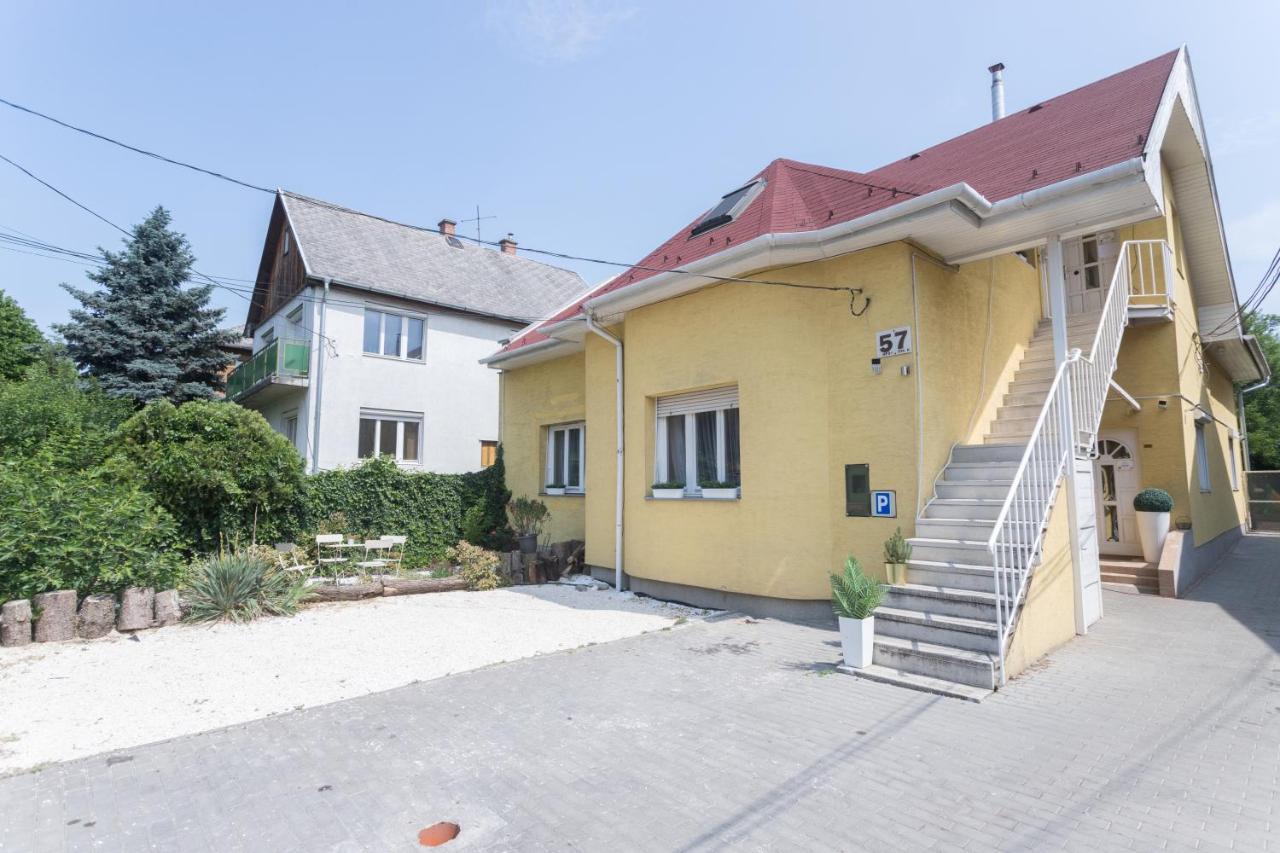 Hi-Bp Garden City Batsanyi Apartment 3 Rooms, Apartment Upstairs Near The City Train With Free Parking Budapest Extérieur photo